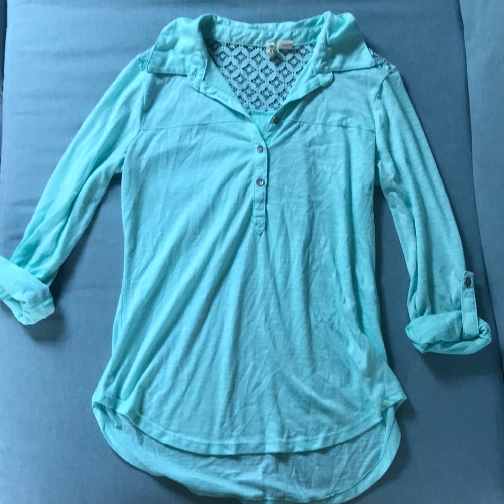 Aqua marine/teal quarter button up w/ lace back